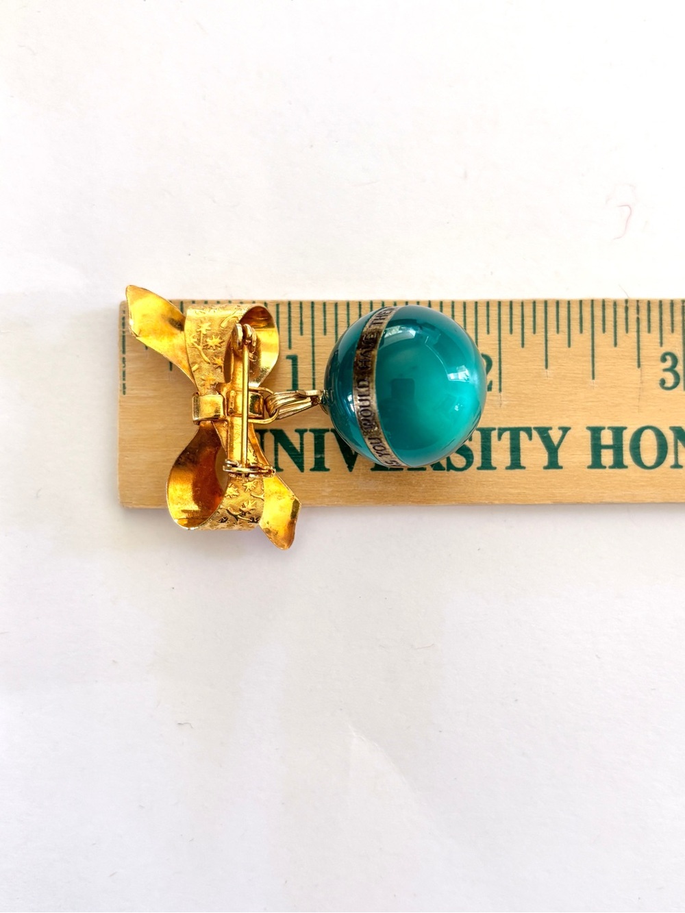 Vintage Golden Rule green teal marble brass band bow brooch pin - Picture 9 of 10